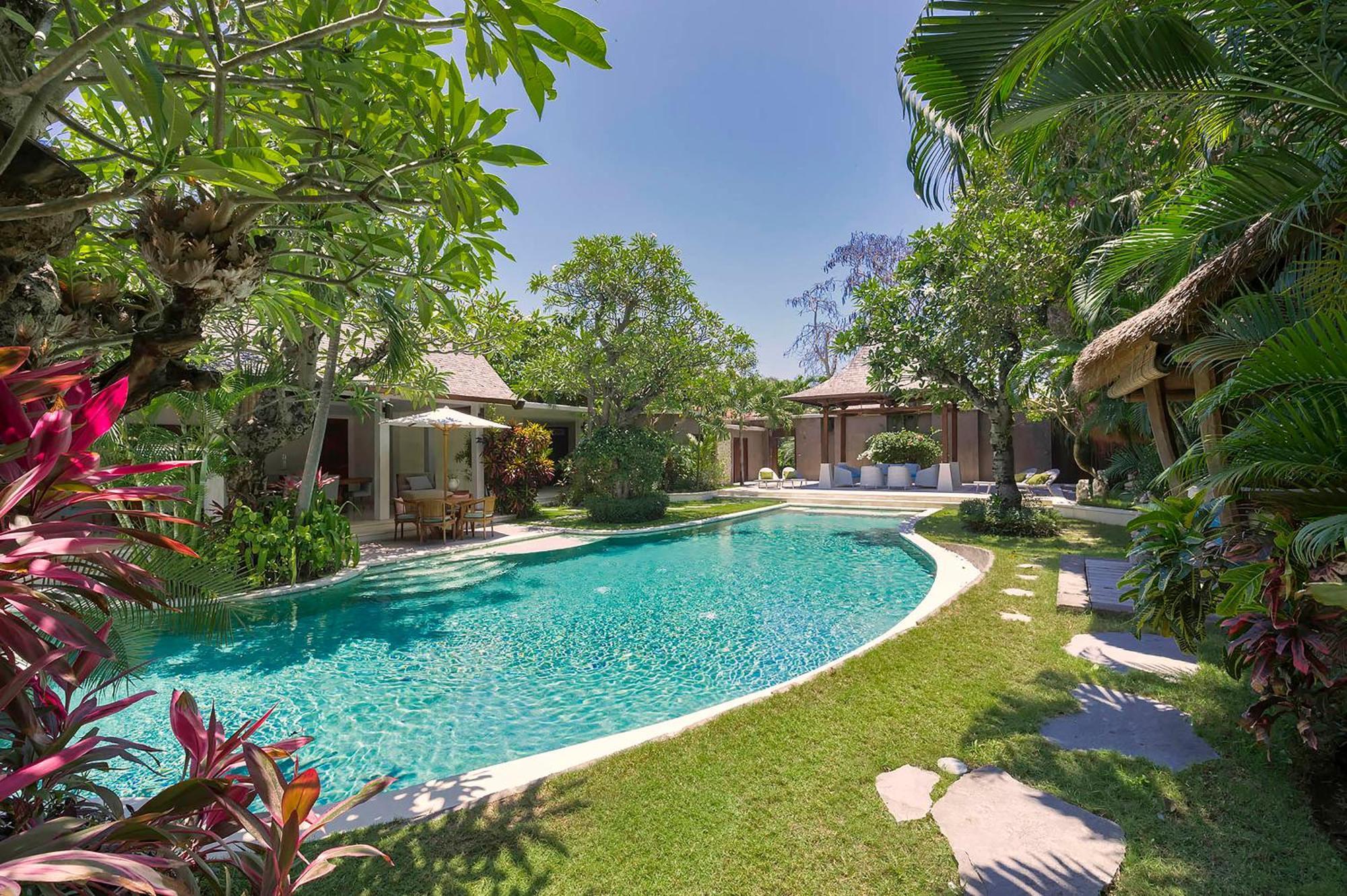 Lataliana Seminyak Exterior foto